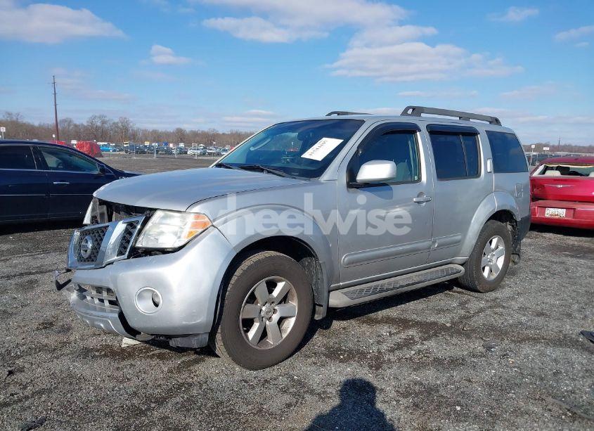 Photo 2 of 2012 Nissan Pathfinder SV (VIN 5N1AR1NN0CC609284)