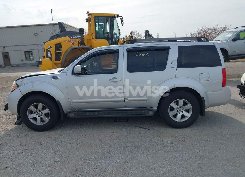 Photo 14 of 2012 Nissan Pathfinder SV (VIN 5N1AR1NN3CC618027)