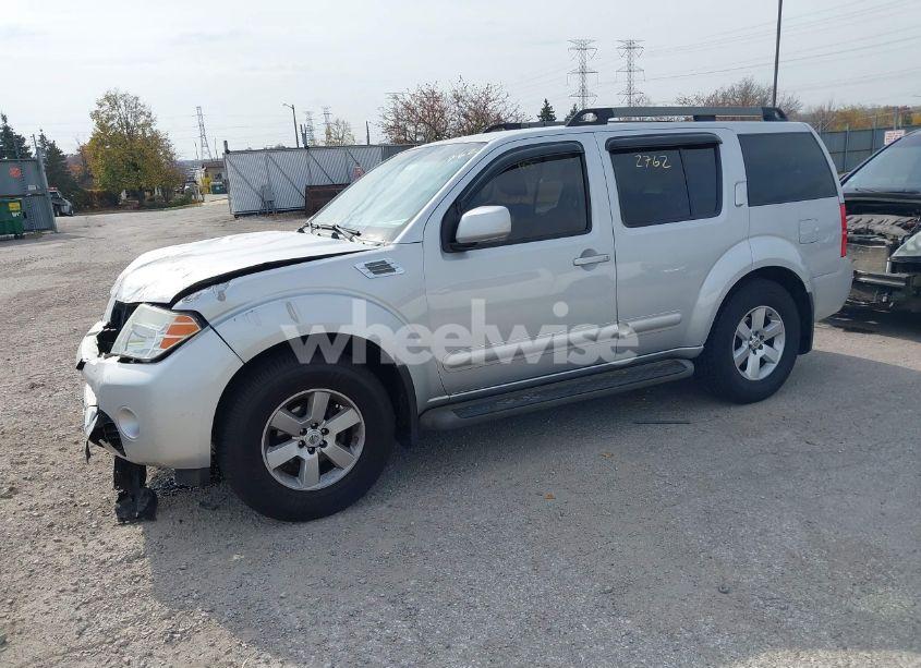 Photo 2 of 2012 Nissan Pathfinder SV (VIN 5N1AR1NN3CC618027)