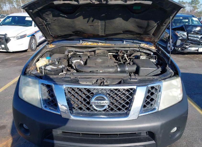 Photo 10 of 2012 Nissan Pathfinder SV (VIN 5N1AR1NN3CC624135)