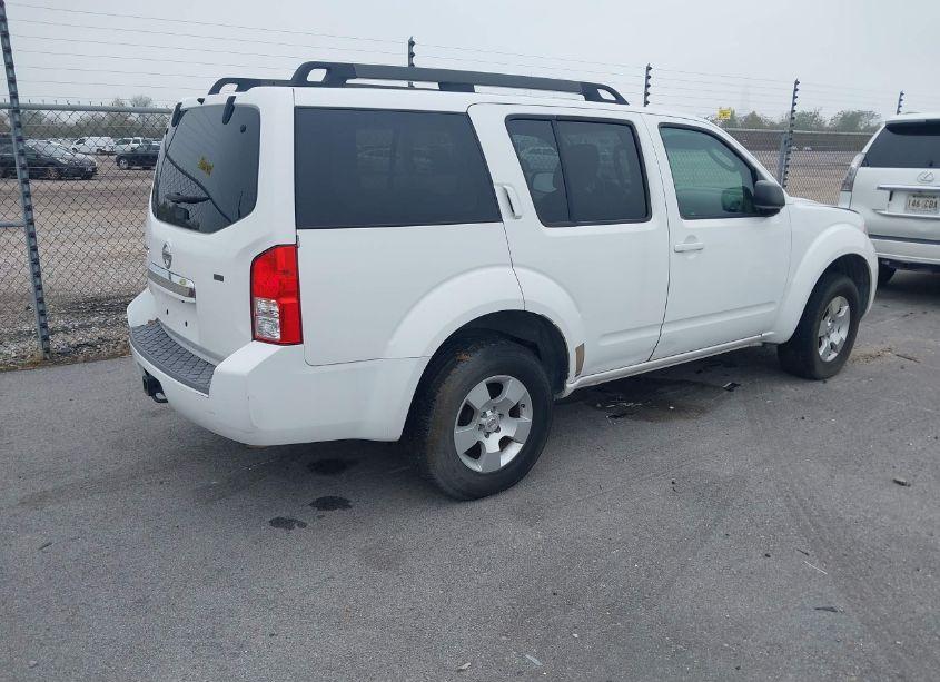 Photo 4 of 2010 Nissan Pathfinder S FE+ (VIN 5N1AR1NN4AC628062)