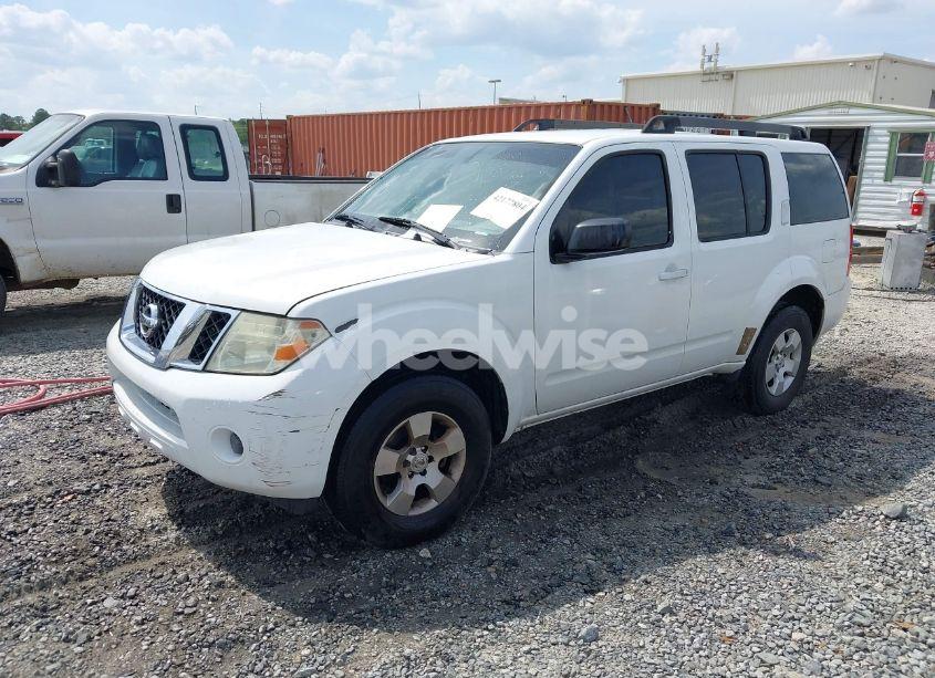 Photo 2 of 2011 Nissan Pathfinder S (VIN 5N1AR1NN4BC605737)