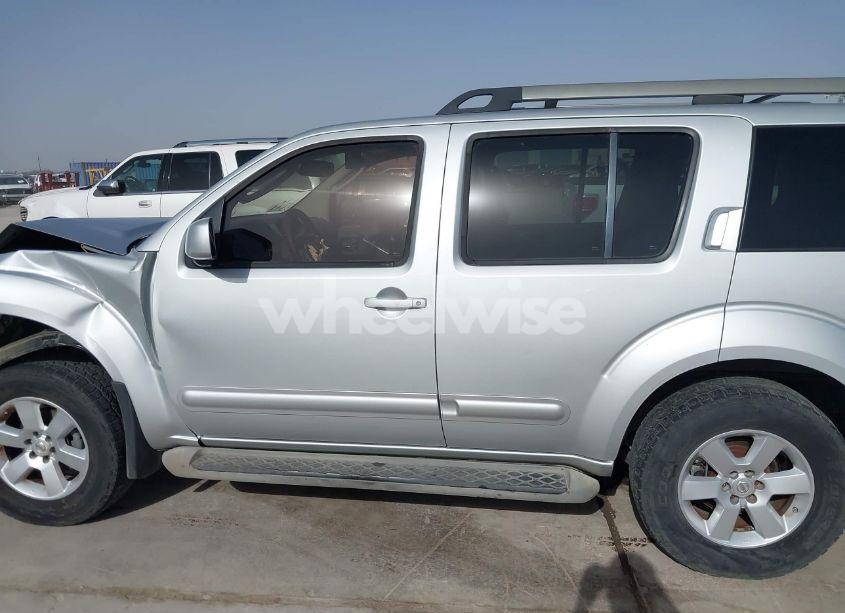 Photo 14 of 2012 Nissan Pathfinder SV (VIN 5N1AR1NN6CC639762)