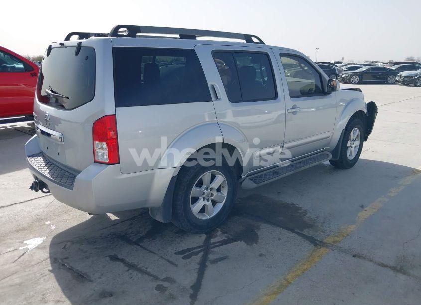 Photo 4 of 2012 Nissan Pathfinder SV (VIN 5N1AR1NN6CC639762)