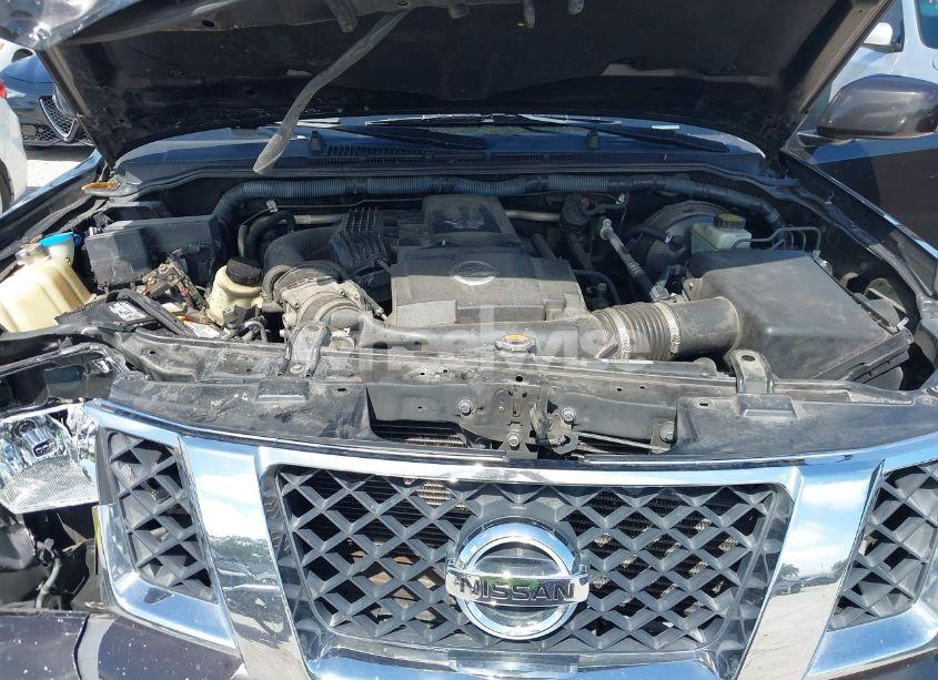 Photo 10 of 2011 Nissan Pathfinder SV (VIN 5N1AR1NN7BC610415)