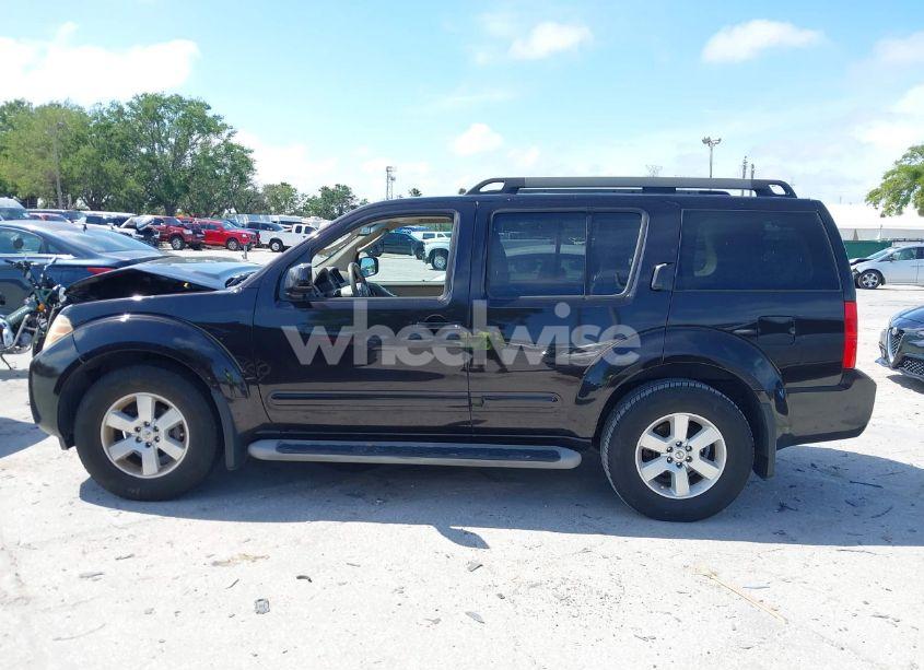 Photo 14 of 2011 Nissan Pathfinder SV (VIN 5N1AR1NN7BC610415)