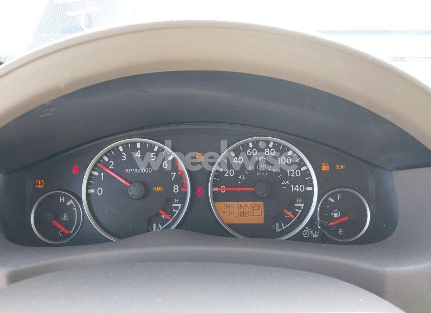 Photo 7 of 2011 Nissan Pathfinder SV (VIN 5N1AR1NN7BC610415)