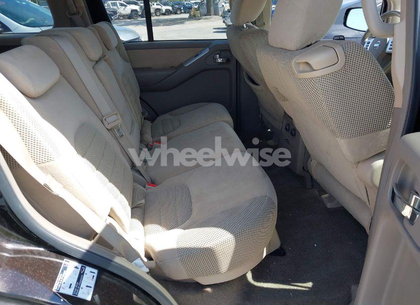 Photo 8 of 2011 Nissan Pathfinder SV (VIN 5N1AR1NN7BC610415)