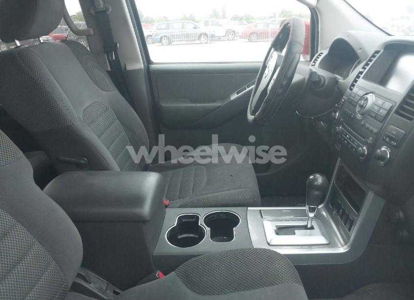 Photo 5 of 2012 Nissan Pathfinder SV (VIN 5N1AR1NN7CC601067)