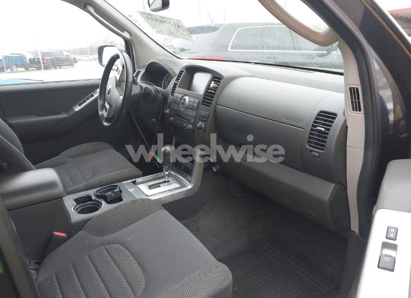 Photo 5 of 2012 Nissan Pathfinder SV (VIN 5N1AR1NN7CC631038)