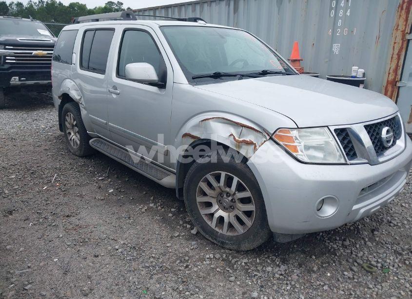 Photo 6 of 2012 Nissan Pathfinder LE (VIN 5N1AR1NN7CC633033)