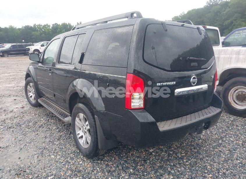 Photo 3 of 2010 Nissan Pathfinder SE (VIN 5N1AR1NN8AC605142)