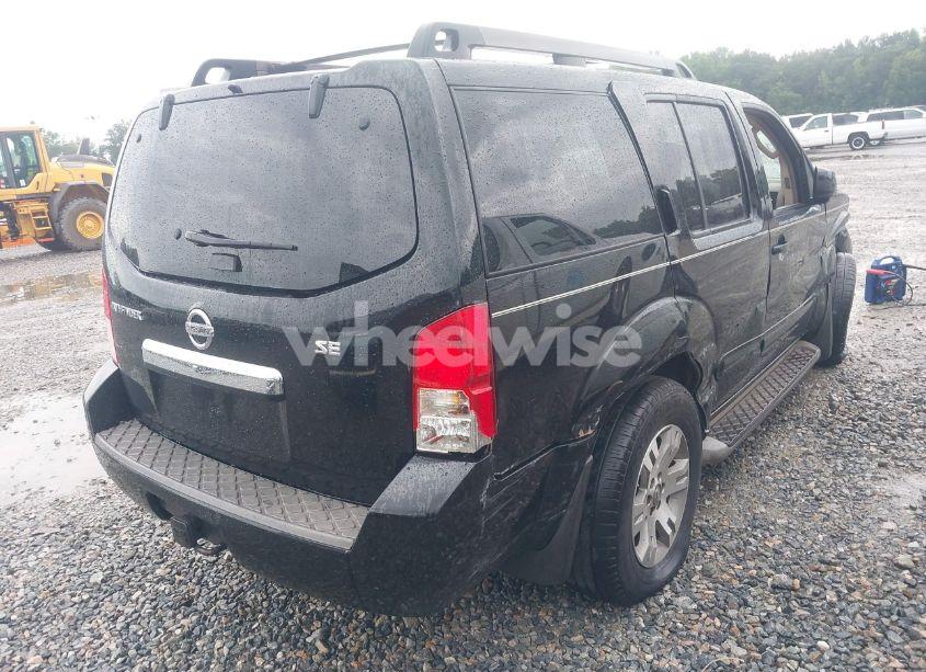 Photo 4 of 2010 Nissan Pathfinder SE (VIN 5N1AR1NN8AC605142)