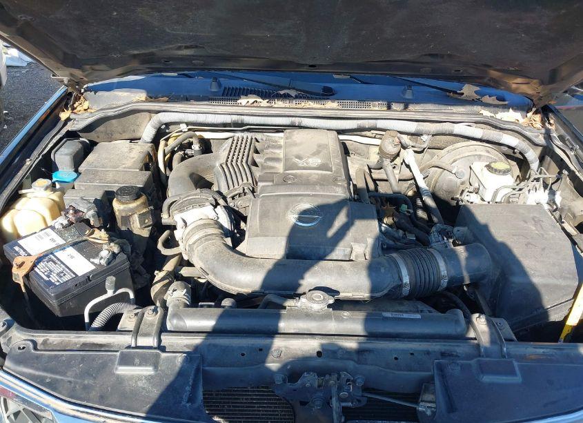 Photo 10 of 2010 Nissan Pathfinder SE (VIN 5N1AR1NN8AC630073)