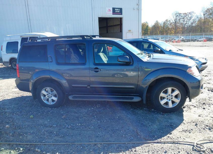Photo 13 of 2012 Nissan Pathfinder SV (VIN 5N1AR1NN8CC609341)