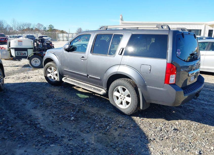 Photo 3 of 2012 Nissan Pathfinder SV (VIN 5N1AR1NN8CC609341)