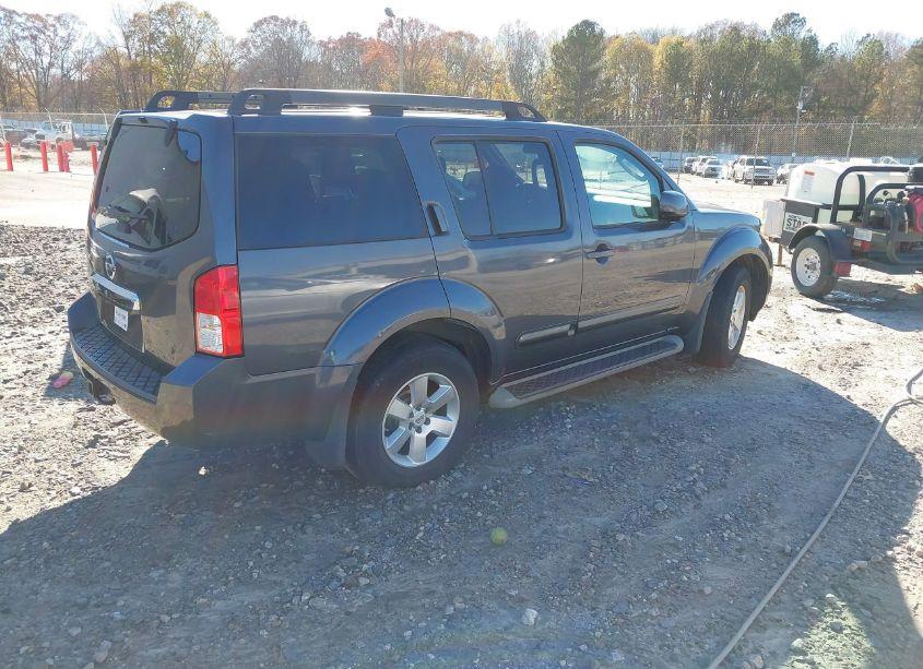 Photo 4 of 2012 Nissan Pathfinder SV (VIN 5N1AR1NN8CC609341)