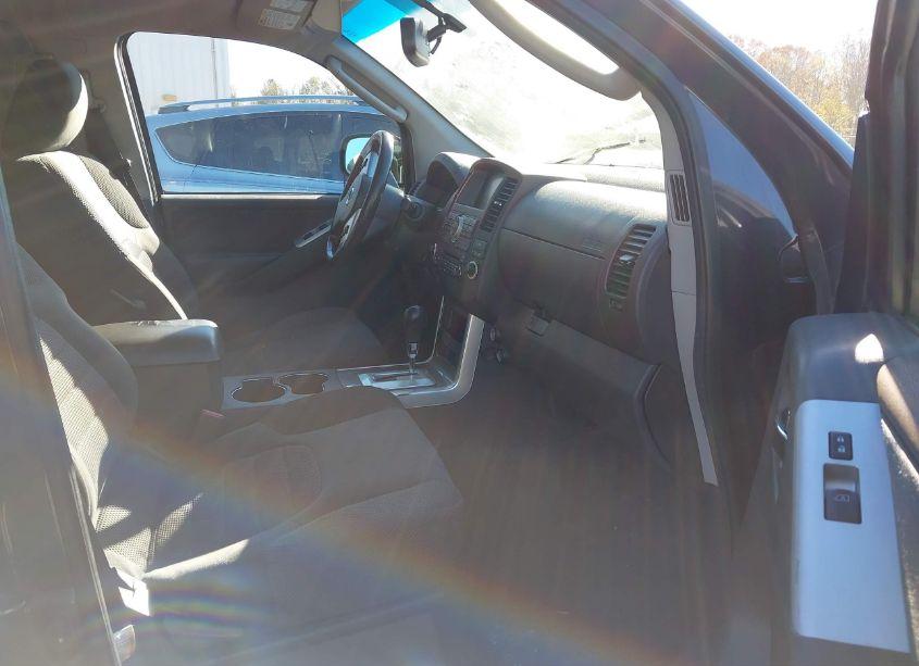 Photo 5 of 2012 Nissan Pathfinder SV (VIN 5N1AR1NN8CC609341)