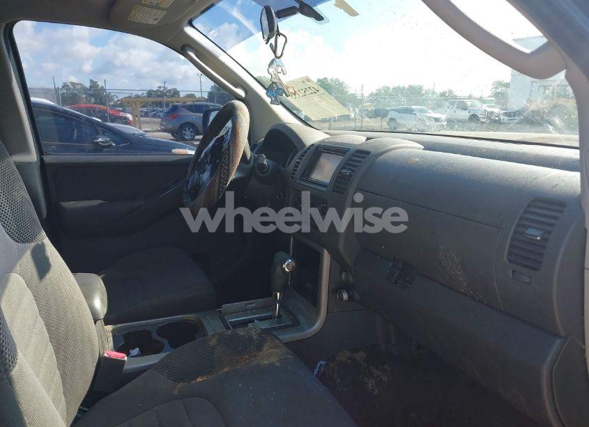 Photo 5 of 2012 Nissan Pathfinder S (VIN 5N1AR1NN9CC637262)