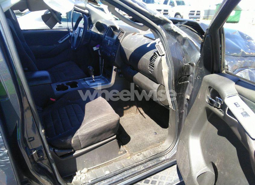 Photo 5 of 2012 Nissan Pathfinder SV (VIN 5N1AR1NN9CC638301)