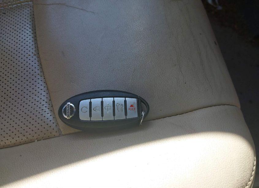 Photo 11 of 2013 Nissan Pathfinder PLATINUM (VIN 5N1AR2MM0DC633648)