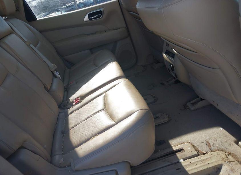 Photo 8 of 2013 Nissan Pathfinder PLATINUM (VIN 5N1AR2MM0DC633648)