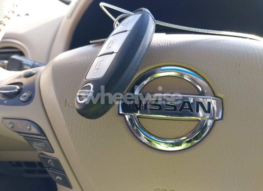 Photo 11 of 2013 Nissan Pathfinder SV (VIN 5N1AR2MM0DC636971)