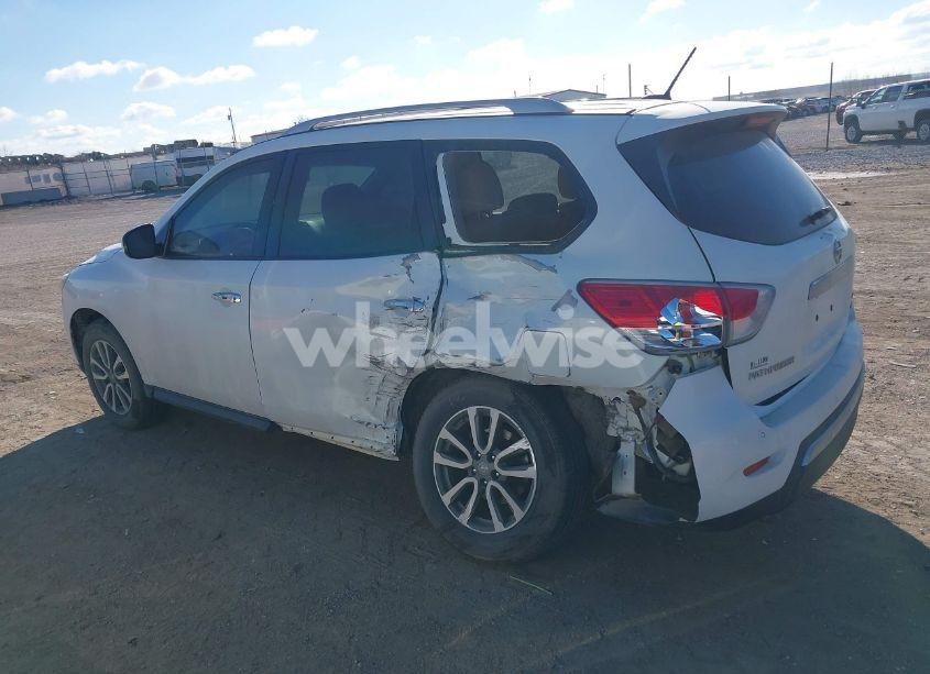 Photo 3 of 2013 Nissan Pathfinder SV (VIN 5N1AR2MM0DC636971)