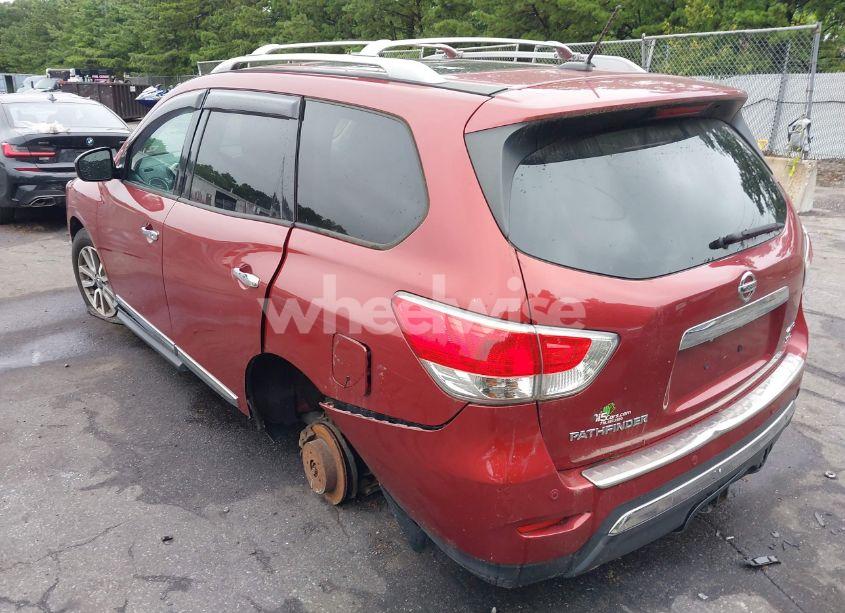 Photo 3 of 2013 Nissan Pathfinder SL (VIN 5N1AR2MM0DC639157)