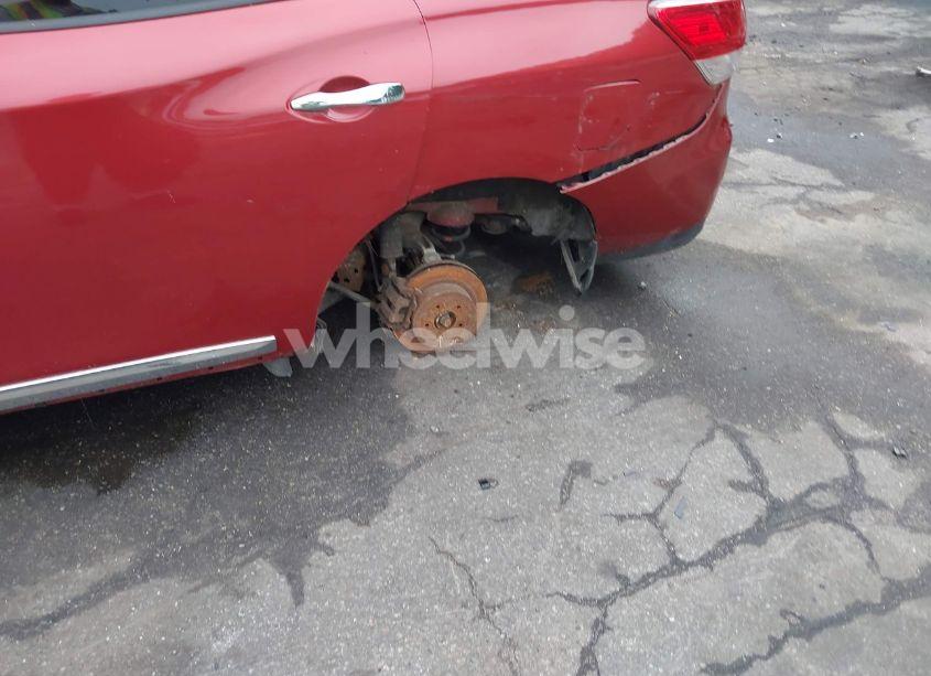 Photo 6 of 2013 Nissan Pathfinder SL (VIN 5N1AR2MM0DC639157)