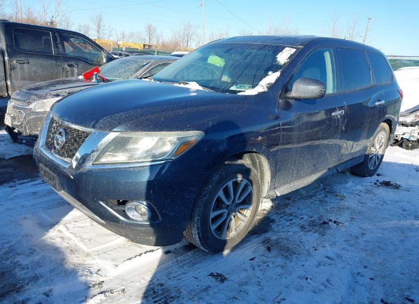 Photo 2 of 2013 Nissan Pathfinder S (VIN 5N1AR2MM0DC641586)