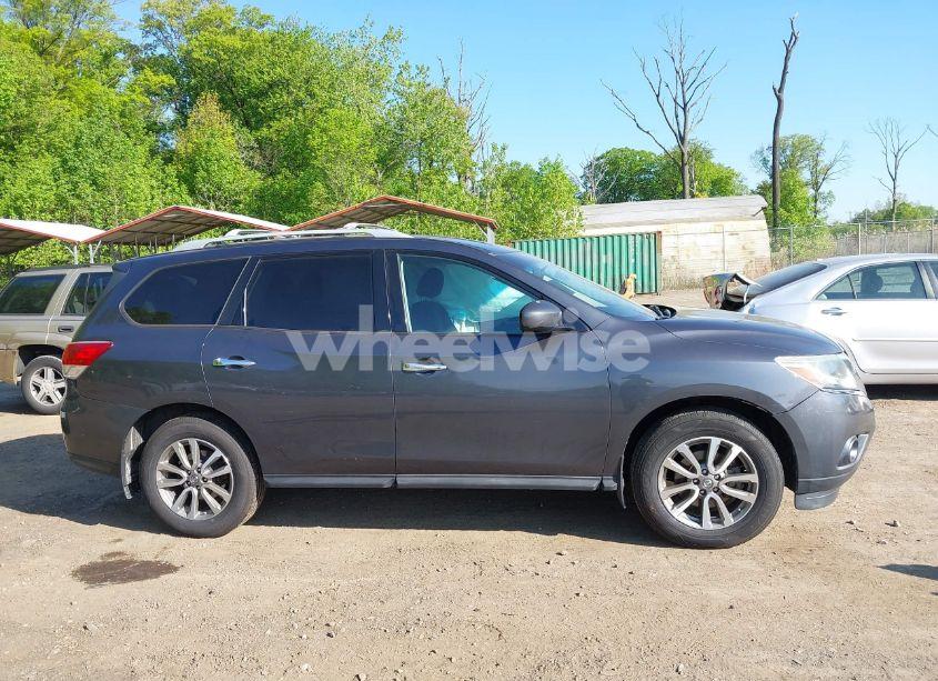 Photo 13 of 2013 Nissan Pathfinder SV (VIN 5N1AR2MM0DC672059)