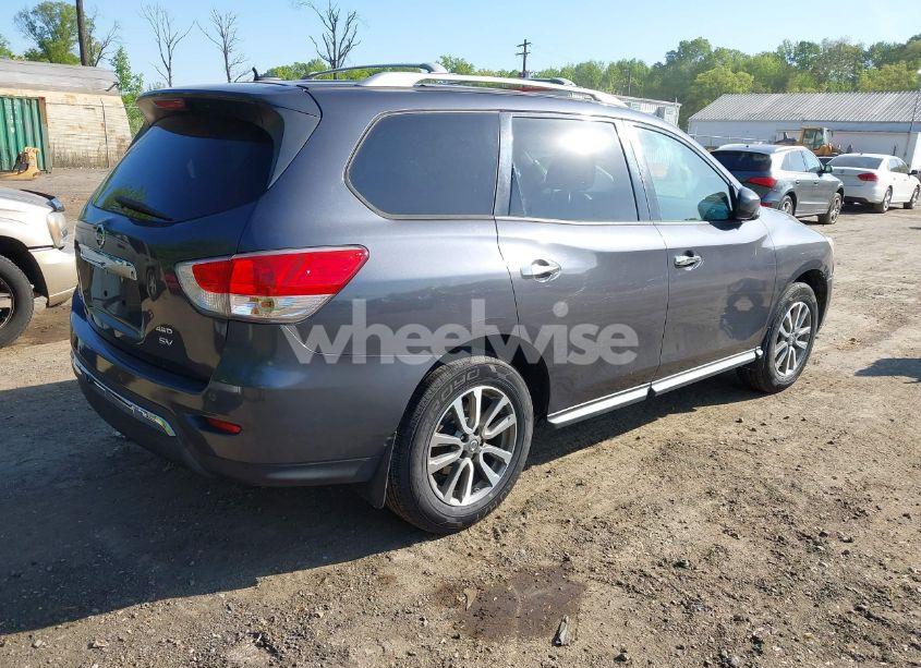 Photo 4 of 2013 Nissan Pathfinder SV (VIN 5N1AR2MM0DC672059)