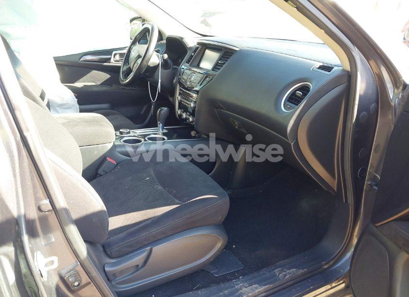 Photo 5 of 2013 Nissan Pathfinder SV (VIN 5N1AR2MM0DC672059)