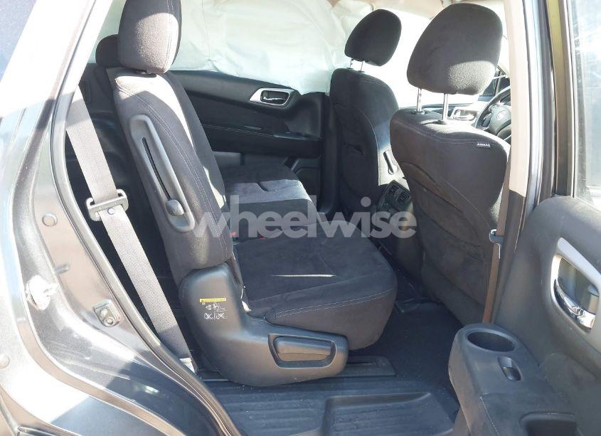 Photo 8 of 2013 Nissan Pathfinder SV (VIN 5N1AR2MM0DC672059)