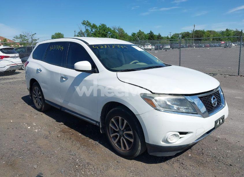 2013 Nissan Pathfinder S (VIN 5N1AR2MM0DC688245) main photo
