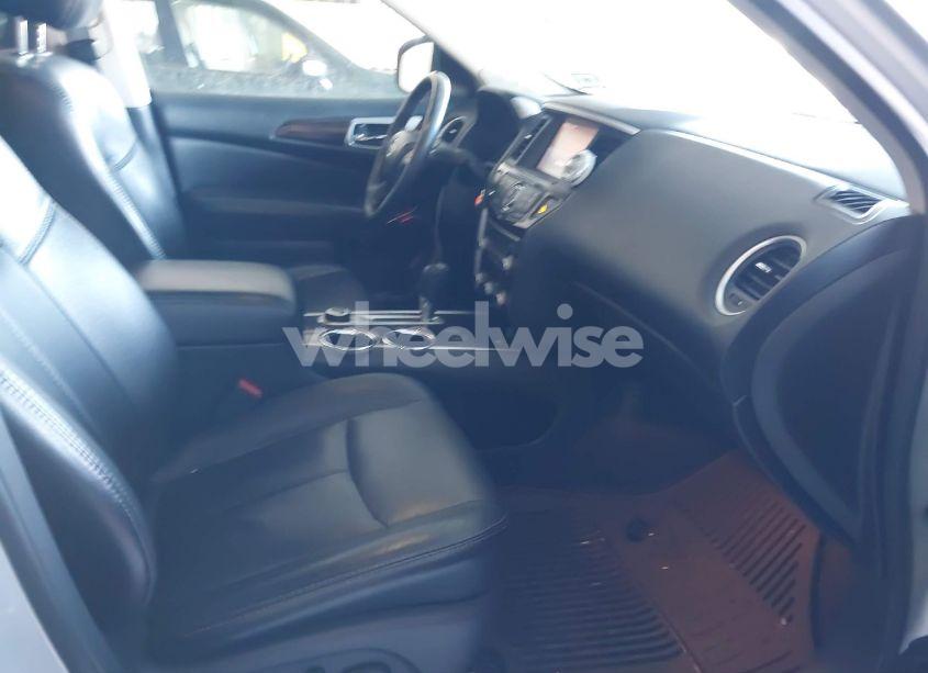 Photo 5 of 2014 Nissan Pathfinder SL (VIN 5N1AR2MM0EC624515)