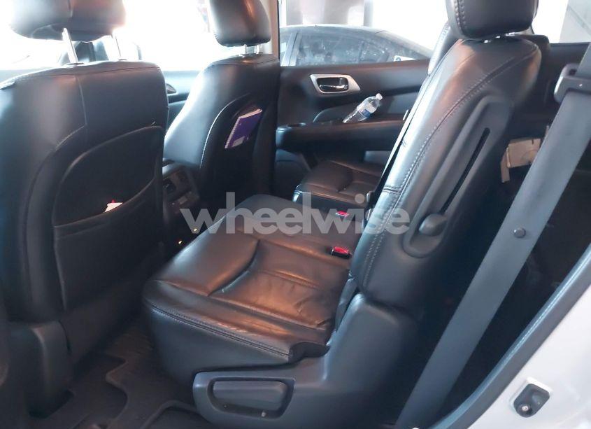 Photo 8 of 2014 Nissan Pathfinder SL (VIN 5N1AR2MM0EC624515)