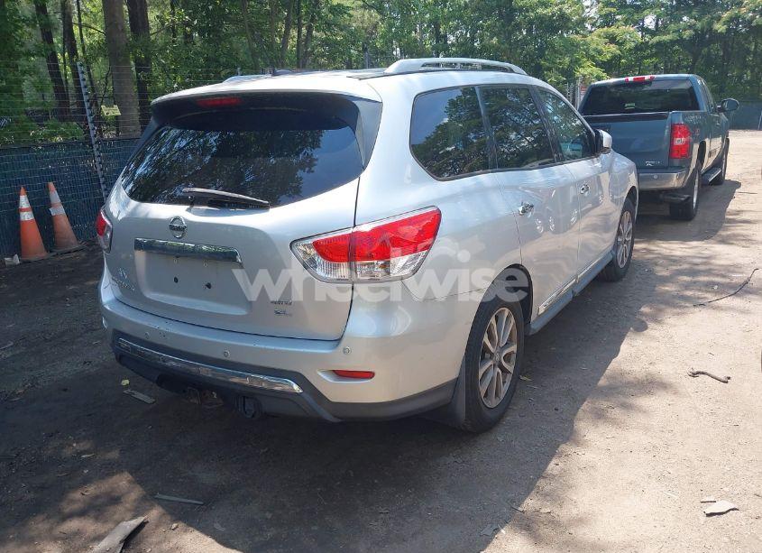 Photo 4 of 2014 Nissan Pathfinder SL (VIN 5N1AR2MM0EC673231)