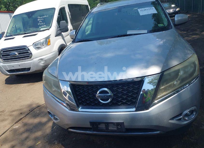 Photo 6 of 2014 Nissan Pathfinder SL (VIN 5N1AR2MM0EC673231)