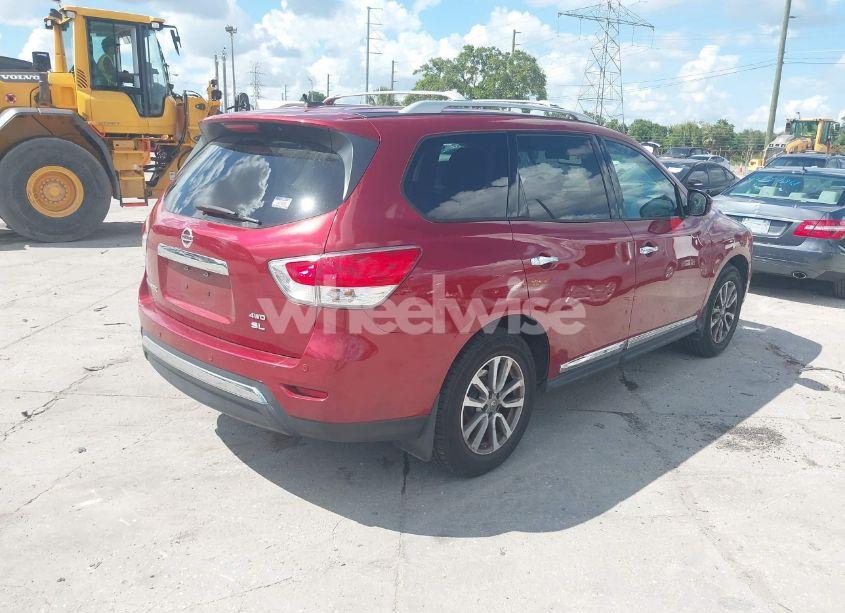 Photo 4 of 2014 Nissan Pathfinder SL (VIN 5N1AR2MM0EC693026)