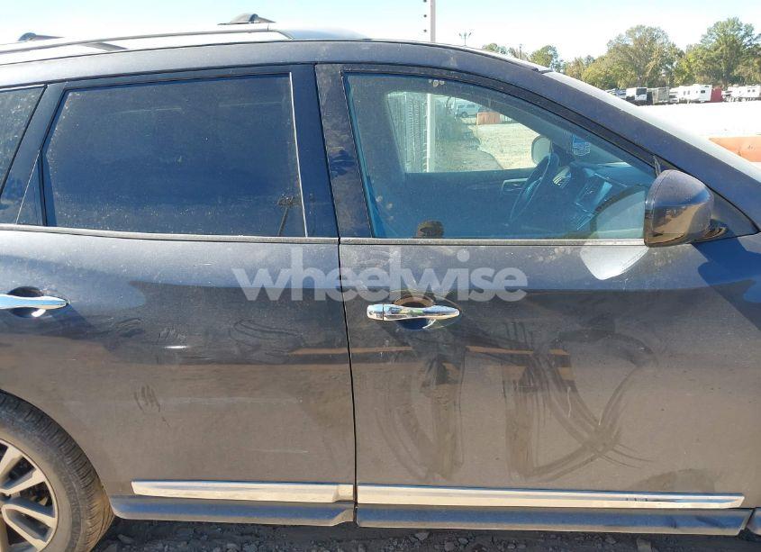 Photo 13 of 2014 Nissan Pathfinder SL (VIN 5N1AR2MM0EC701593)