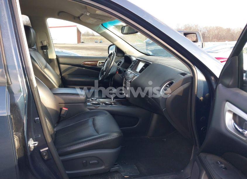 Photo 5 of 2014 Nissan Pathfinder SL (VIN 5N1AR2MM0EC702579)