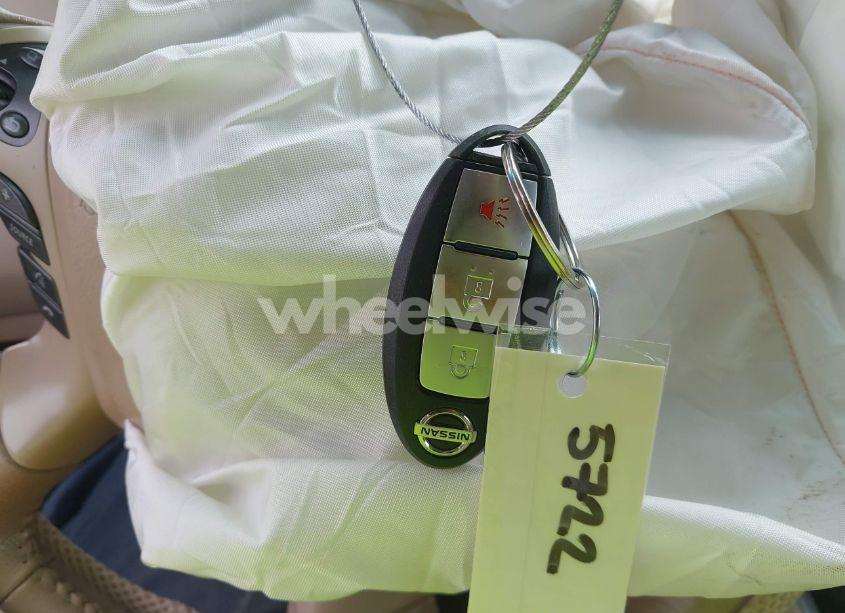 Photo 11 of 2014 Nissan Pathfinder SV (VIN 5N1AR2MM0EC706647)