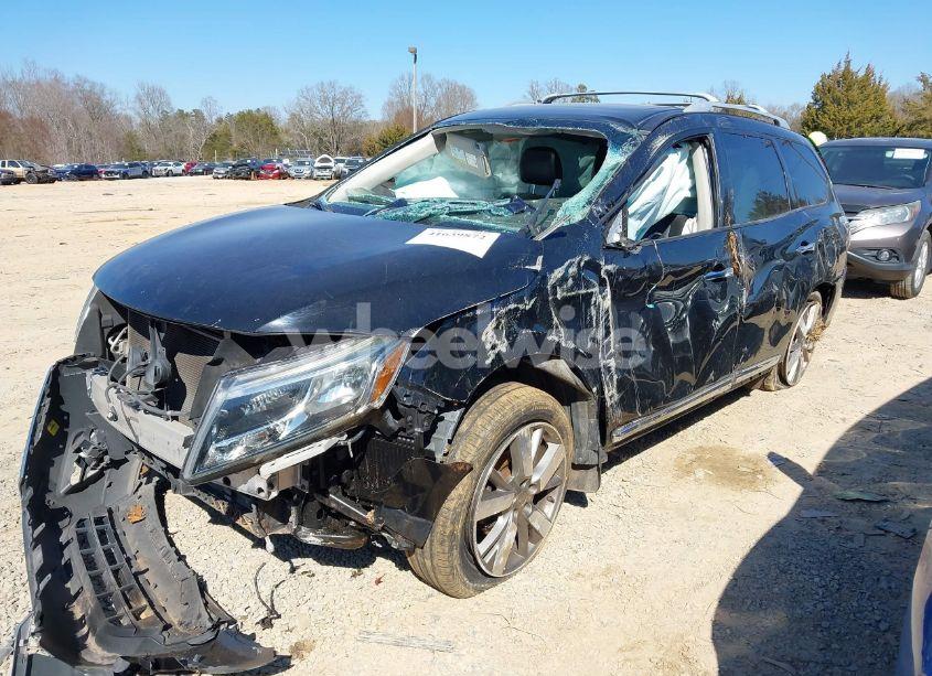 Photo 2 of 2015 Nissan Pathfinder PLATINUM (VIN 5N1AR2MM0FC601978)