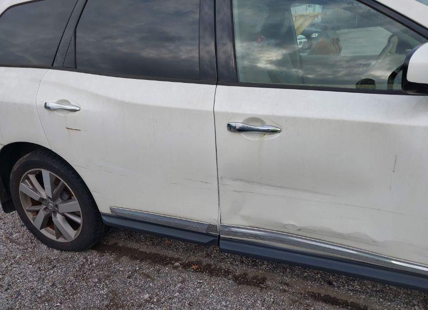 Photo 19 of 2015 Nissan Pathfinder PLATINUM (VIN 5N1AR2MM0FC635533)