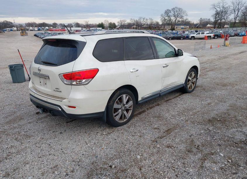 Photo 4 of 2015 Nissan Pathfinder PLATINUM (VIN 5N1AR2MM0FC635533)