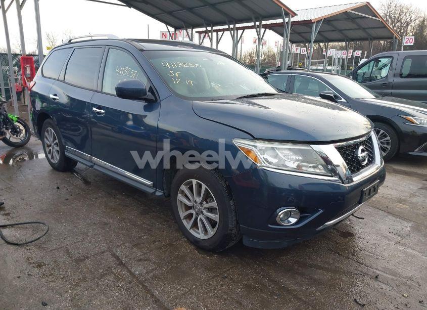 2015 Nissan Pathfinder SL (VIN 5N1AR2MM0FC636584) main photo