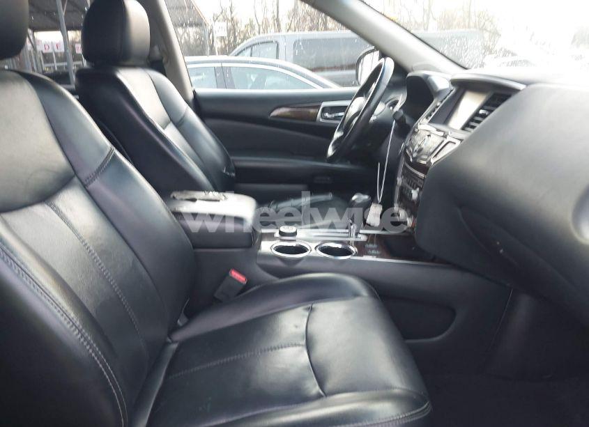 Photo 5 of 2015 Nissan Pathfinder SL (VIN 5N1AR2MM0FC636584)