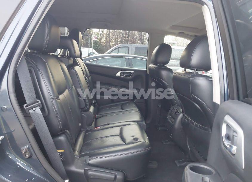 Photo 8 of 2015 Nissan Pathfinder SL (VIN 5N1AR2MM0FC636584)